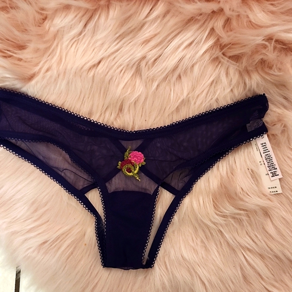 Brand New VICTORIA'S SECRET HIGH LEG CULOTTE PANTY-XS